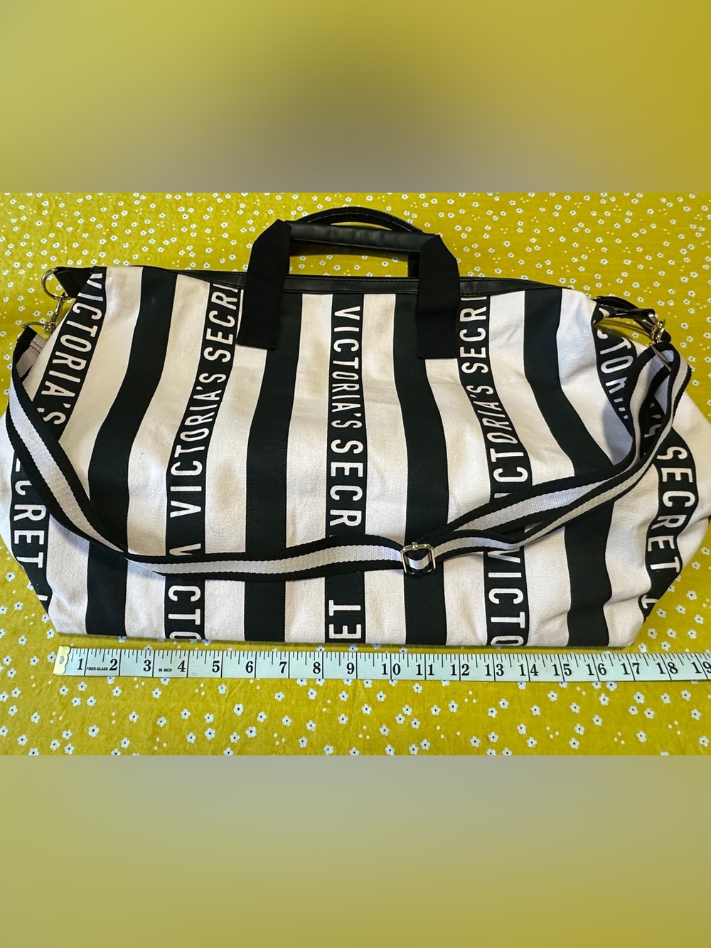 Victoria's Secret Pink and Black Striped Tote with Detachable Strap . EUC - Picture 12 of 16